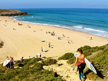 Surfing Portugal 