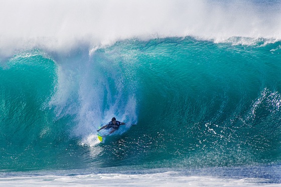 10 Best Surf Spots in Hawaii