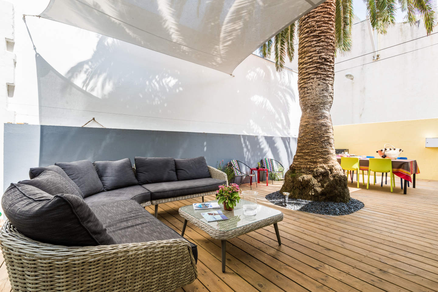 https://www.surfholidays.com/accommodation/france/biarritz/oasis-apartment-with-patio-central-biarritz