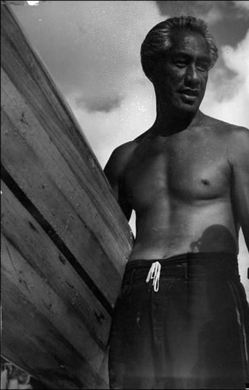 Duke Kahanamoku: Ultimate Surf Legend