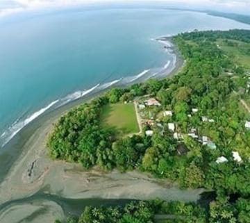 Legendary Surf Spots - Pavones, Costa Rica 