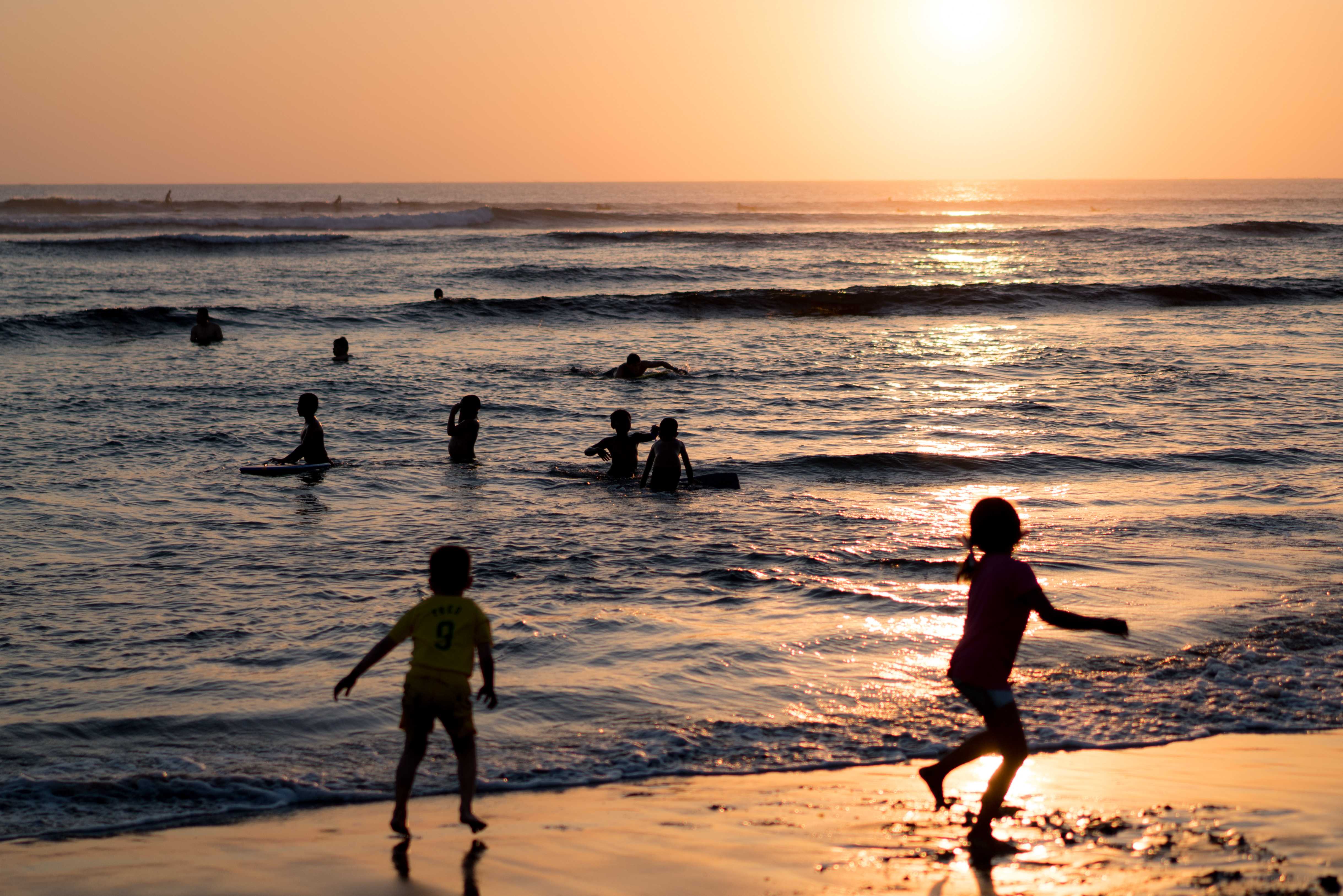 Batu Bulong, Tugu & Old Man's Beach