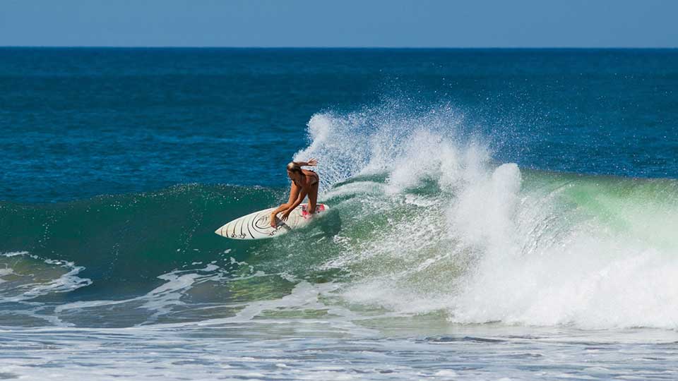 playa esterillos oeste