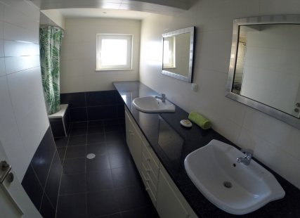 wc Twin