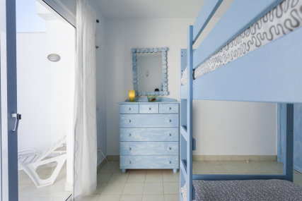 Twin room (Rm.4) with balcony