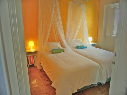Orange room