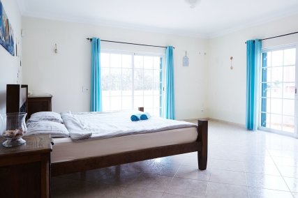 Deluxe Double Room with private Balcony and Bathroom
