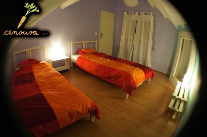 Twin Room Share WC