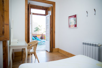 Double room with access to the terrace