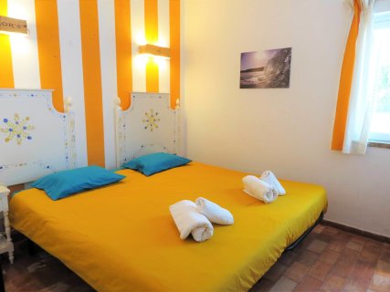 Twin/Double room (Yellow room)