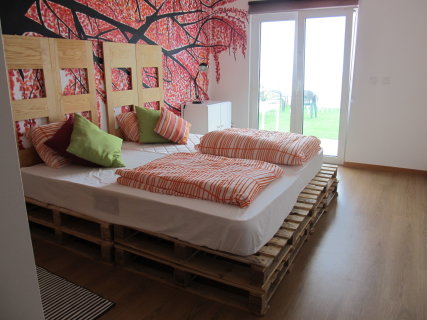 Double room , with shared balcony and sea view!